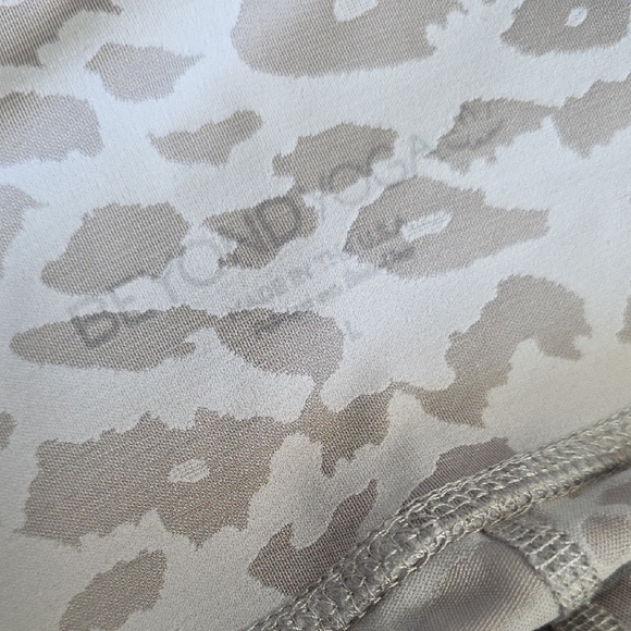 Beyond Yoga Gray Leopard Leggings - Picture 2 of 3